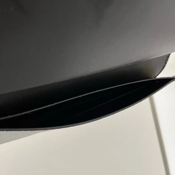 Gold and silver clutch - Picture 4 of 7